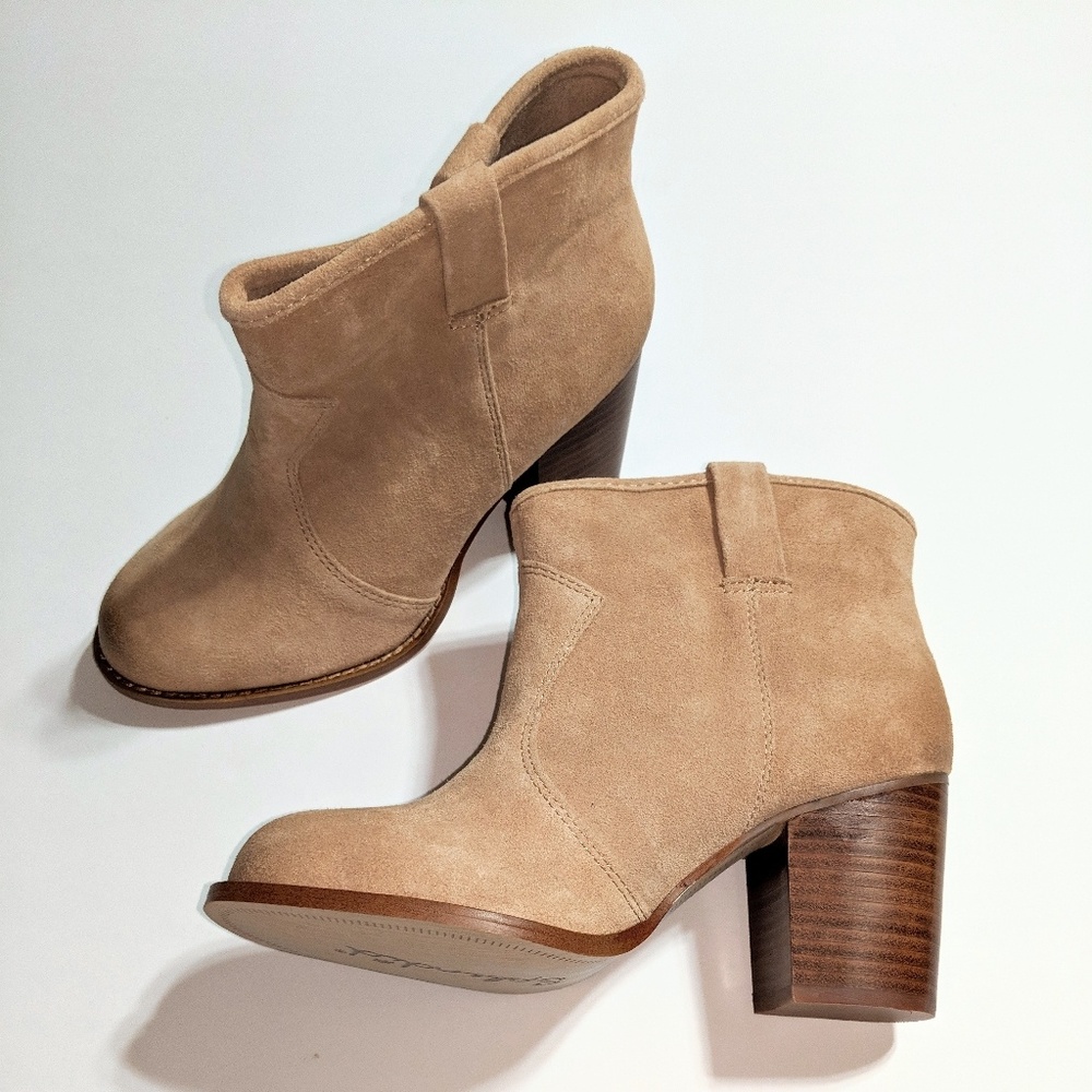Splendid Lakota Suede Ankle Bootie Nut Brown 7.5